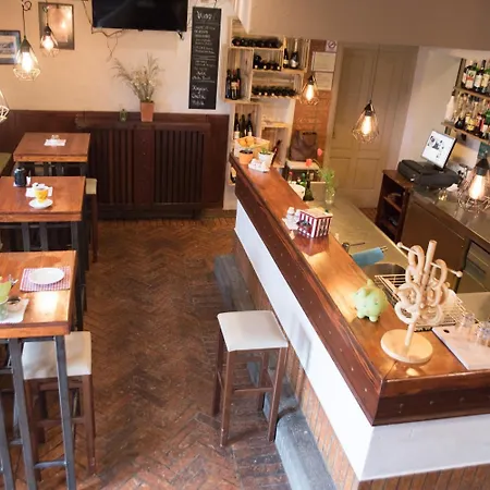 Dvorec Bed & Breakfast