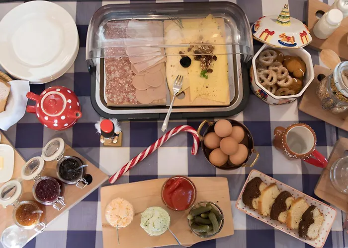 Dvorec Bed & Breakfast 3*