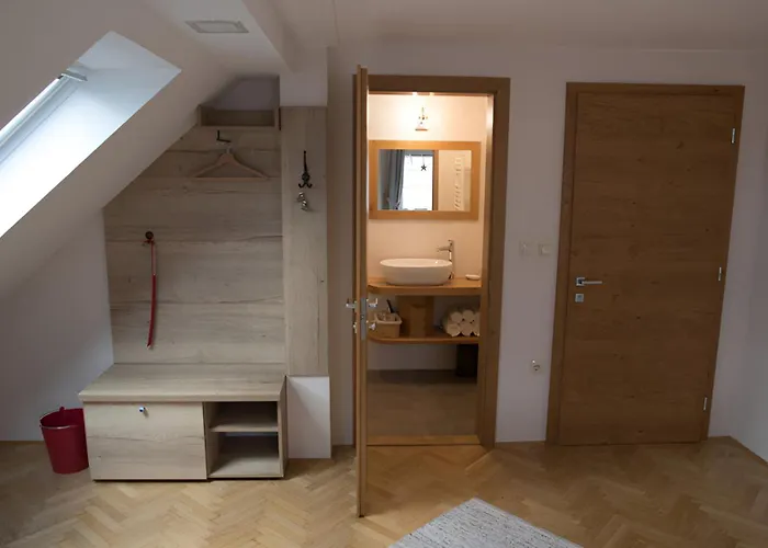 Dvorec Bed & Breakfast