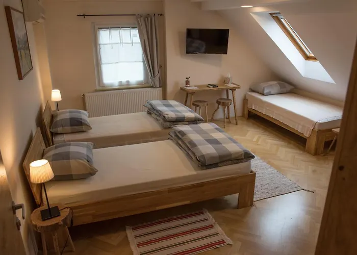 Bed & Breakfast Dvorec 3*