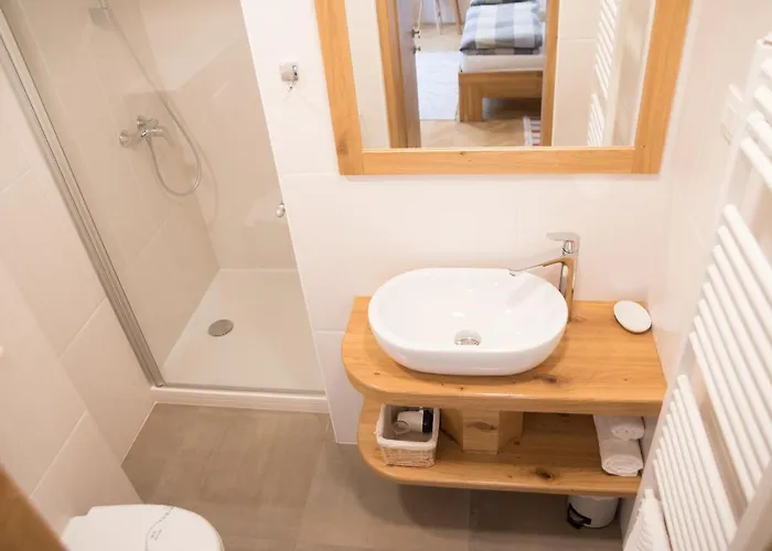 Dvorec Bed & Breakfast